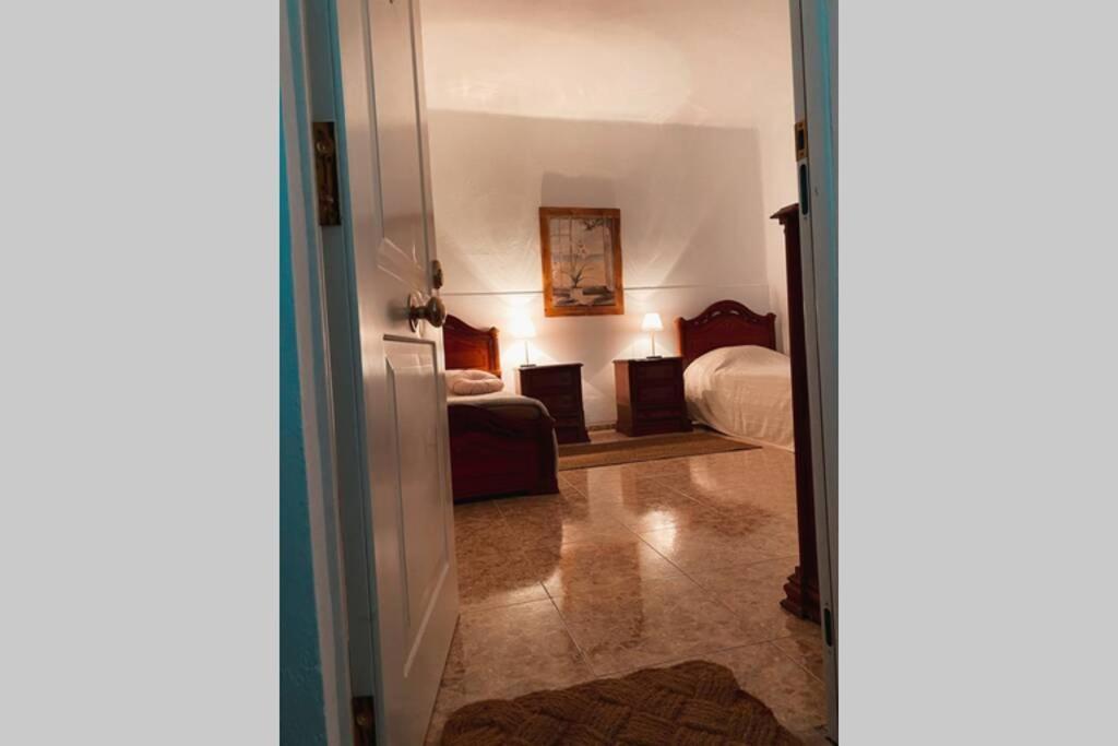 Large 90M2 Canary Apartment, Nice View, Location ! Puerto de Santiago  Exteriér fotografie